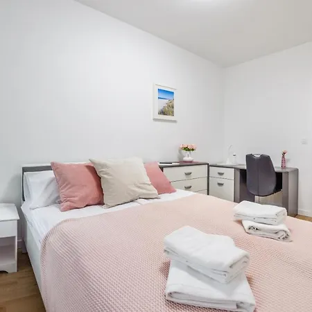 Apartamenty Sun & Snow Plac Unii Gdynia Exterior photo